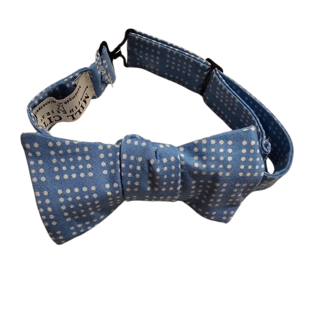 Mill City Fineries Bow Tie For Kids Adjustable Bow Tie Light Blue Pin Dot NEW